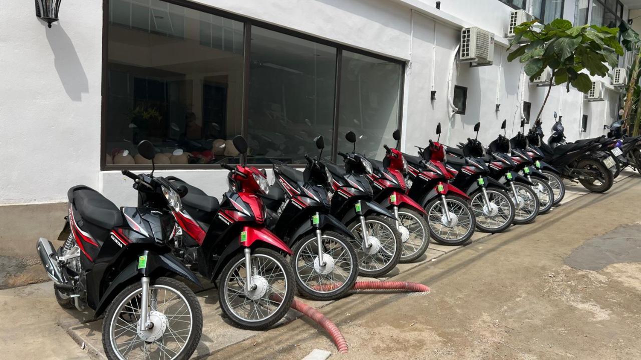 Ha Giang Lotus Hostel Motorbikes Tours Екстер'єр фото