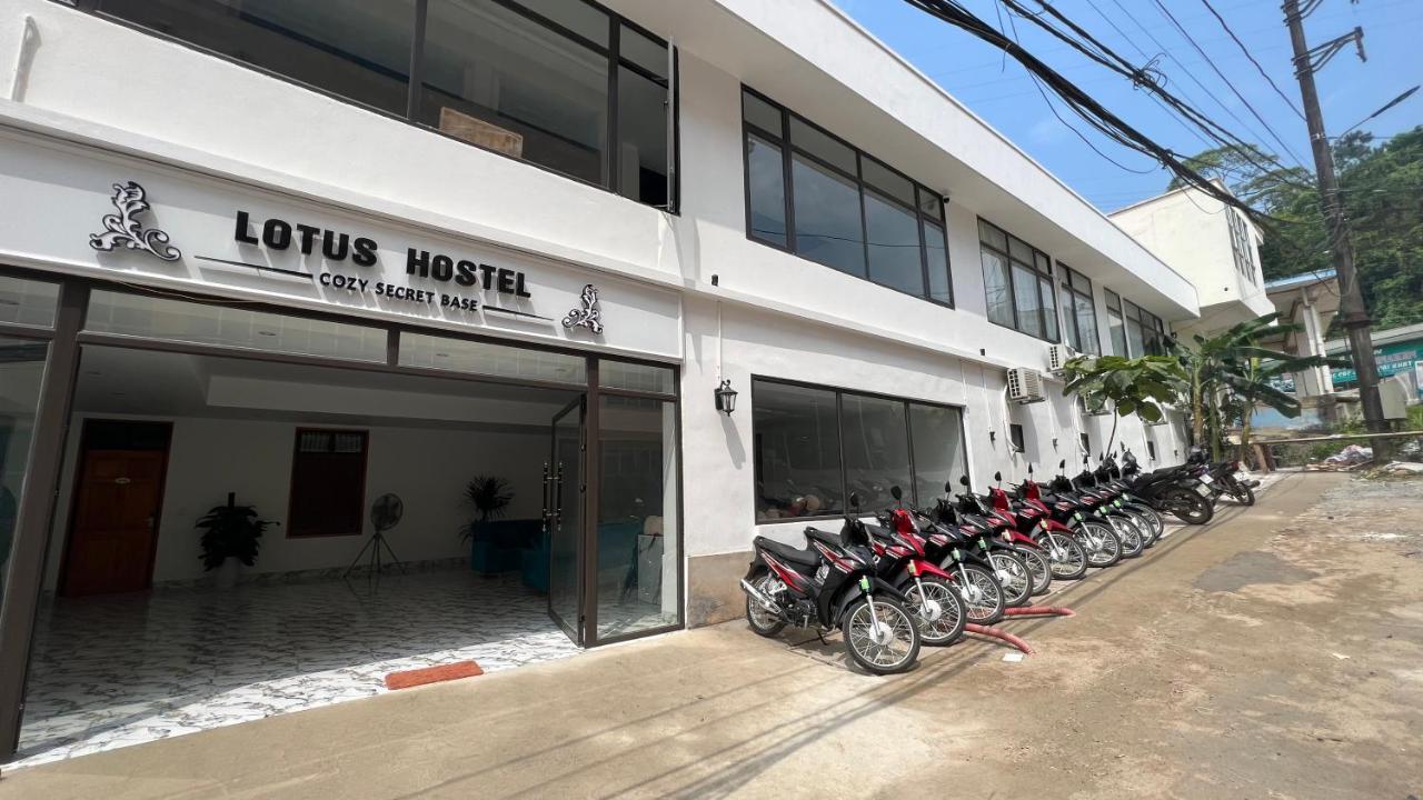 Ha Giang Lotus Hostel Motorbikes Tours Екстер'єр фото