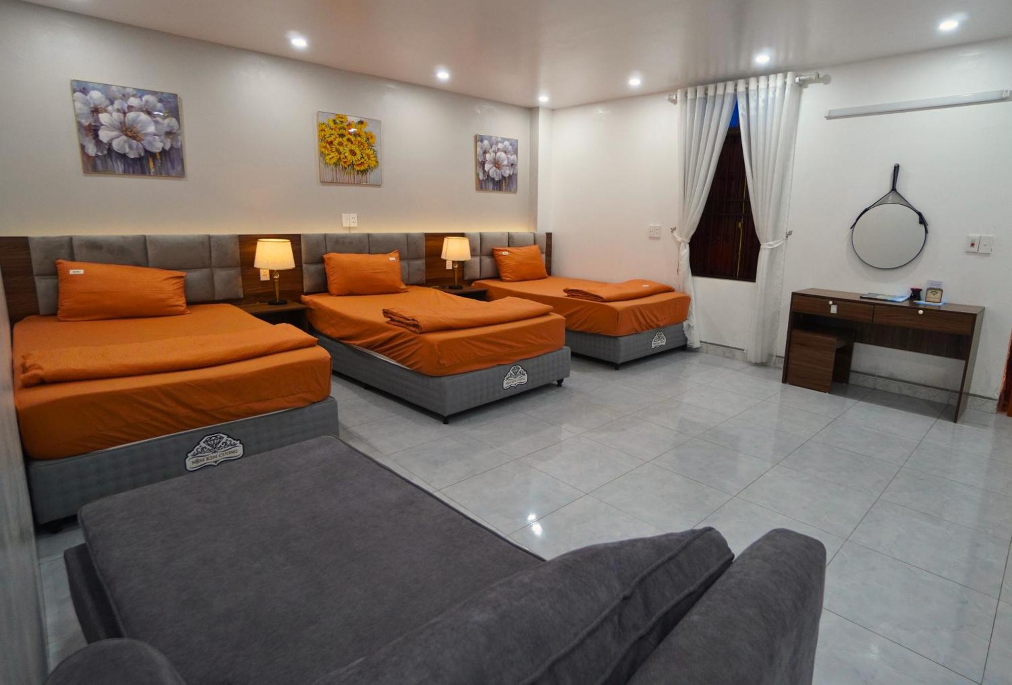 Ha Giang Lotus Hostel Motorbikes Tours Екстер'єр фото