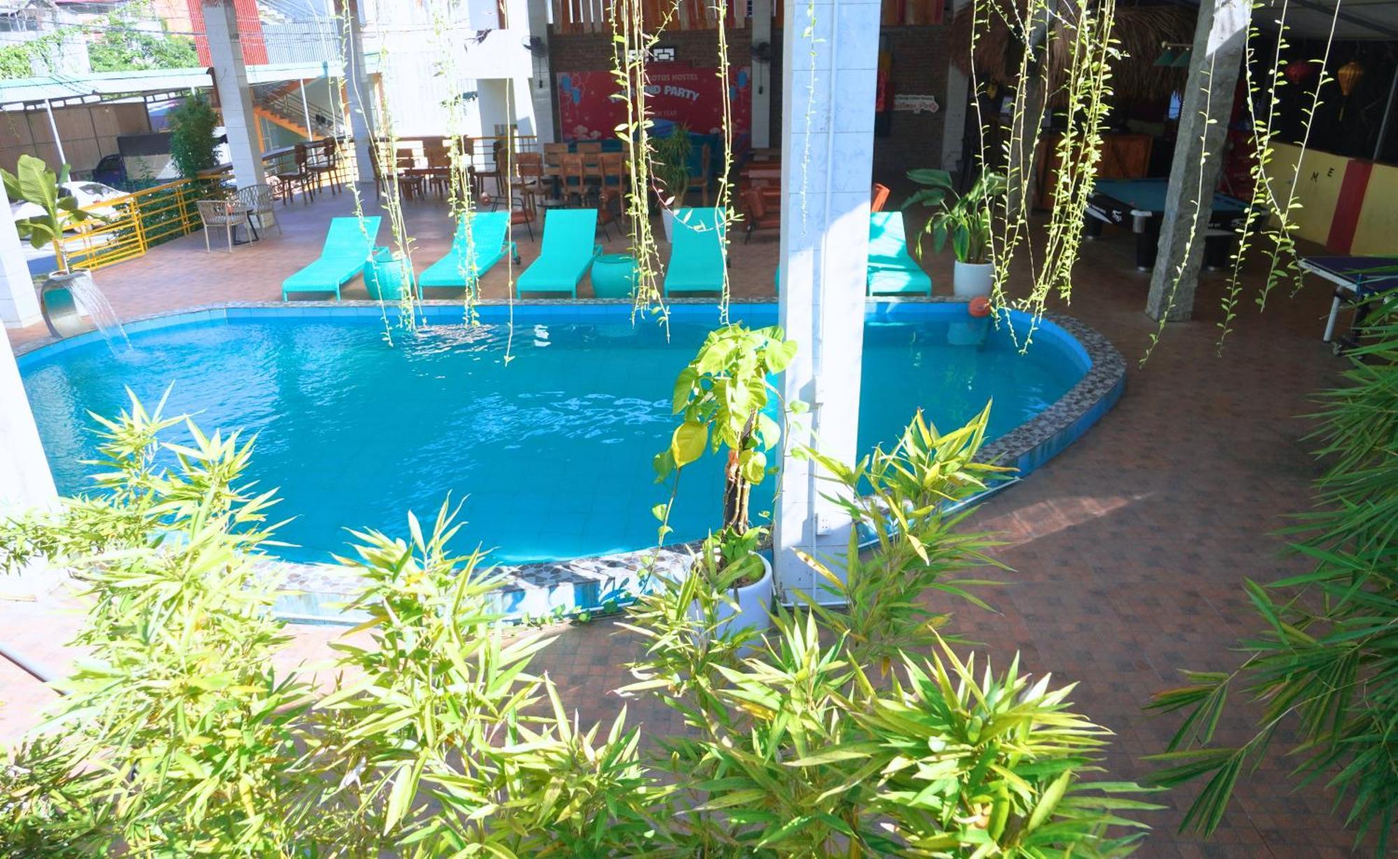 Ha Giang Lotus Hostel Motorbikes Tours Екстер'єр фото